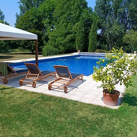 Le Prieure De Charente